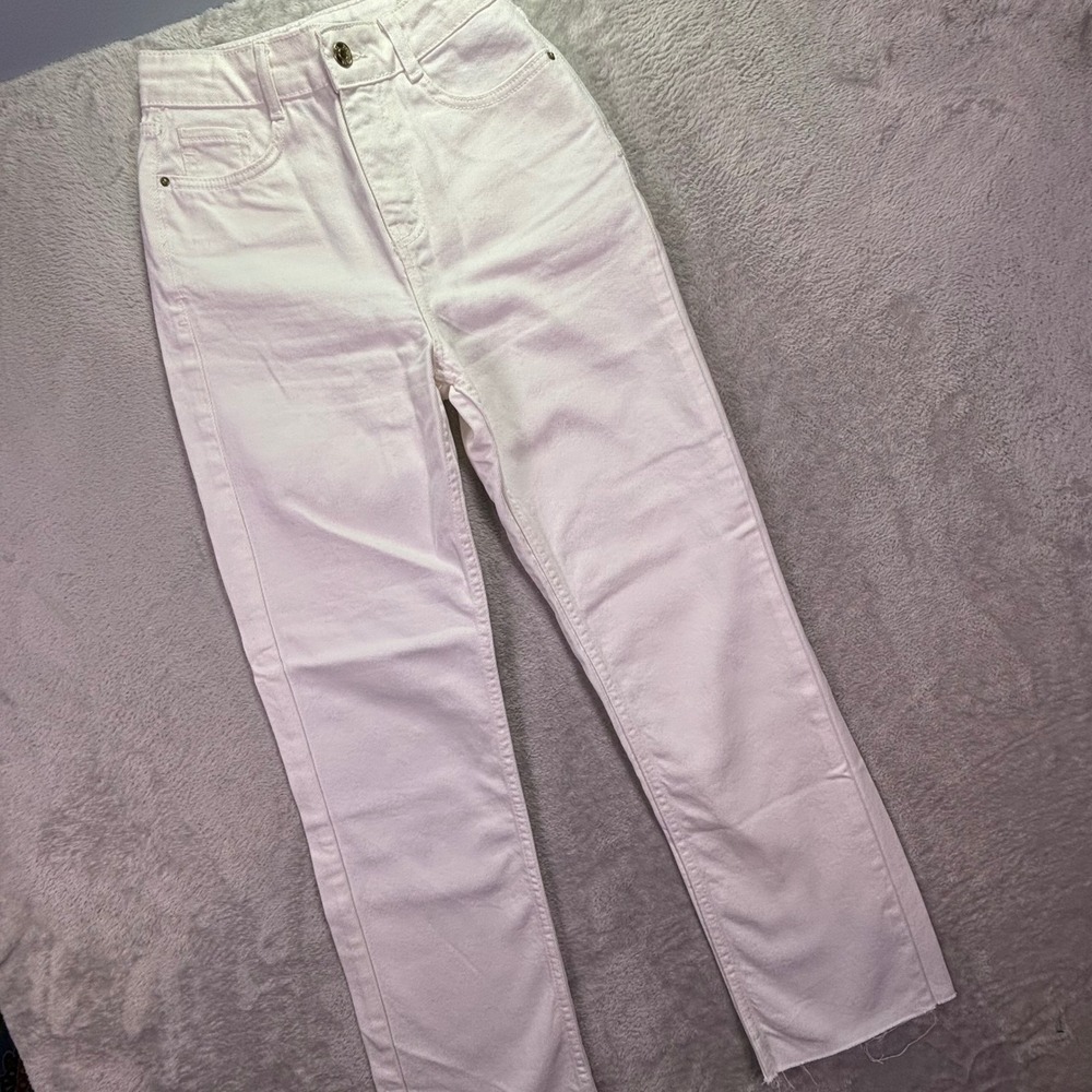 Zara Womens Jeans 0 White Straight Fit High Rise Raw Hem Rigid Denim 6164/059